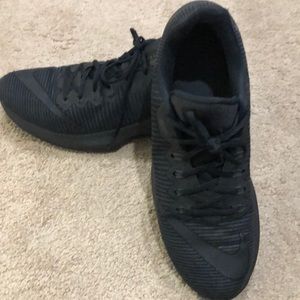 Men’s Nike Airmax Infuriate II, Black, Size 12